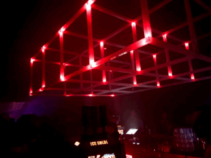 Įmonės pavadinimas yra Opium Club