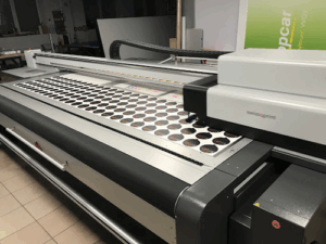 Įmonės pavadinimas yra Print In